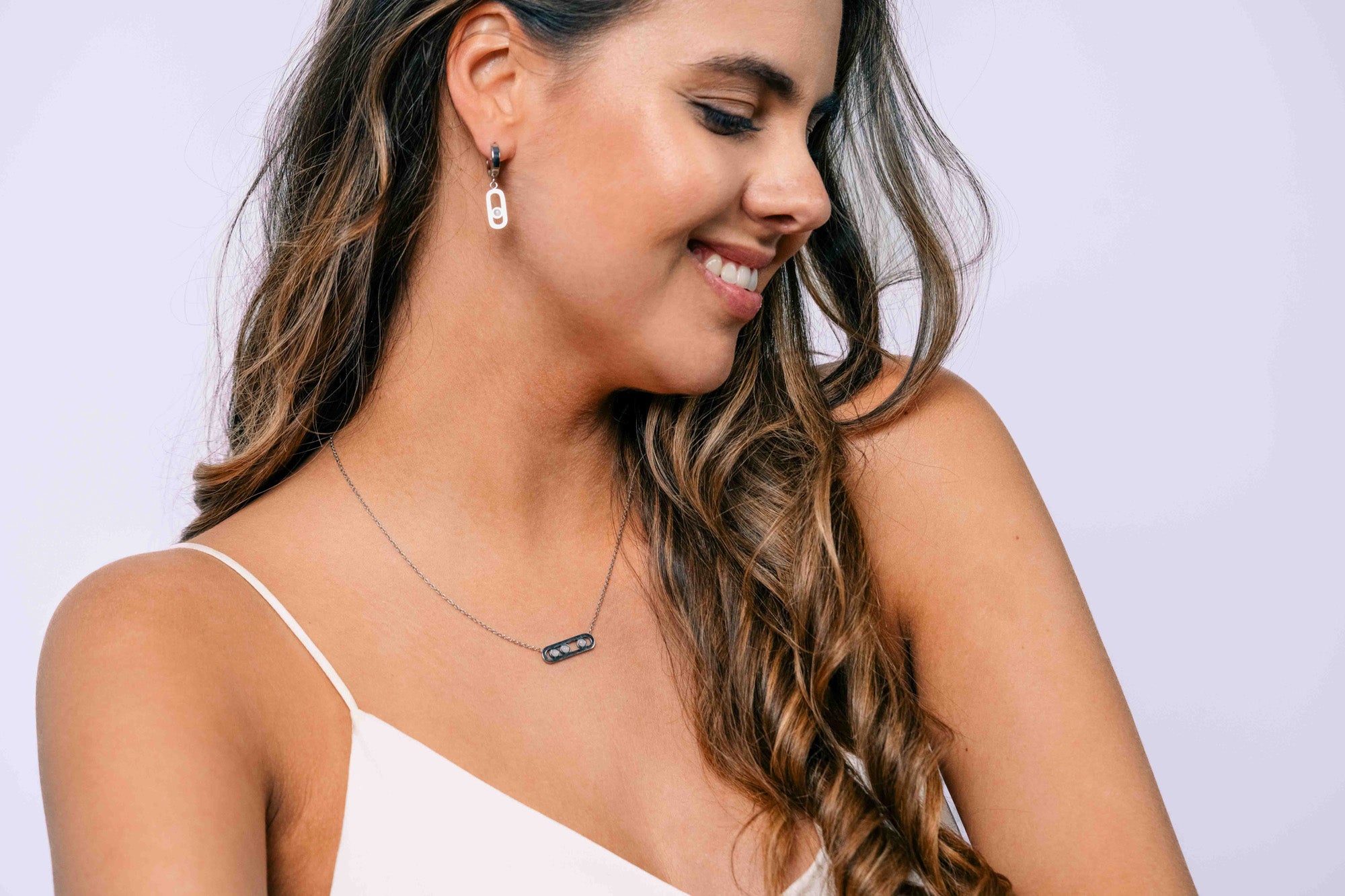 Necklace and earrings with white selenite stone