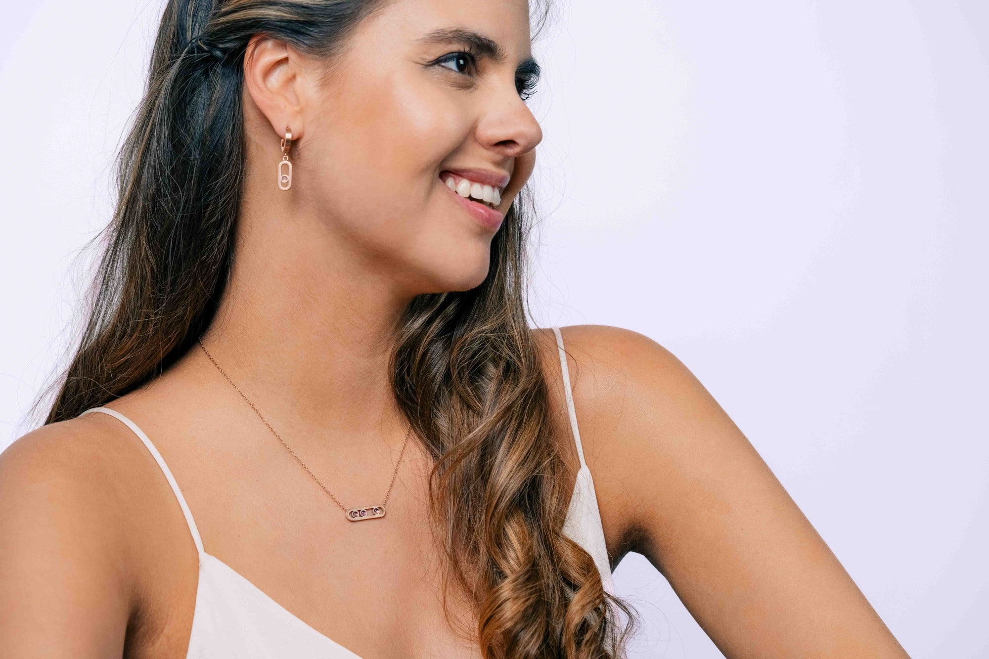 Halsketting en oorbellen in rose goud met paarse amethist